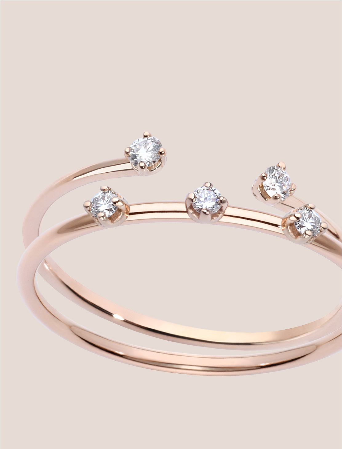 A Sign of Love: celebrate your Love in a Special Way with Gold and Diamond Jewellery