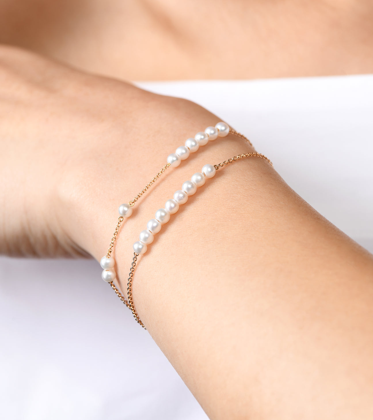 PURE PEARLS: ROMANTIC AND DELICATE