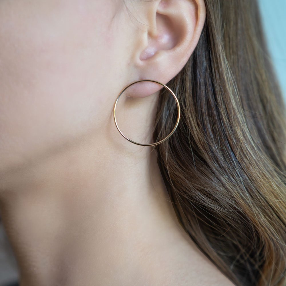 Middle Circle Earring
