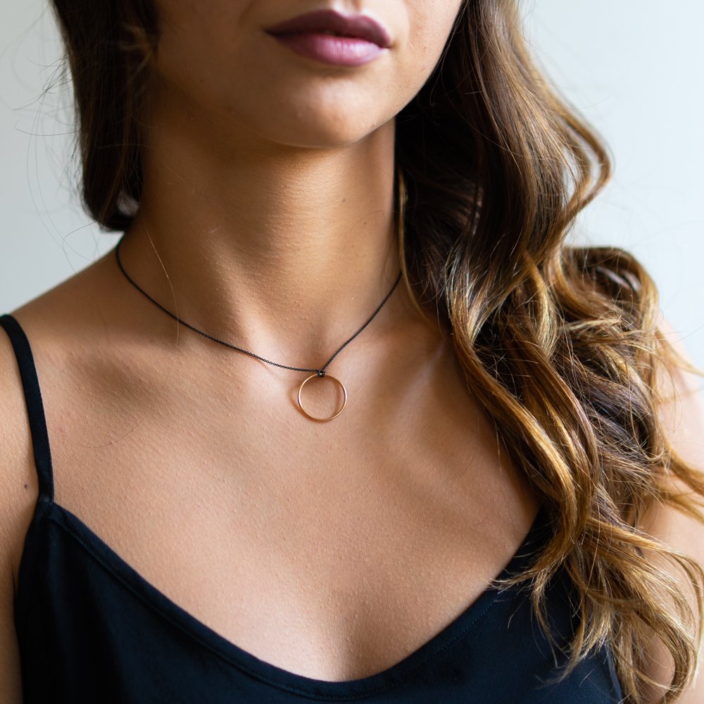 Black Small Circle Necklace
